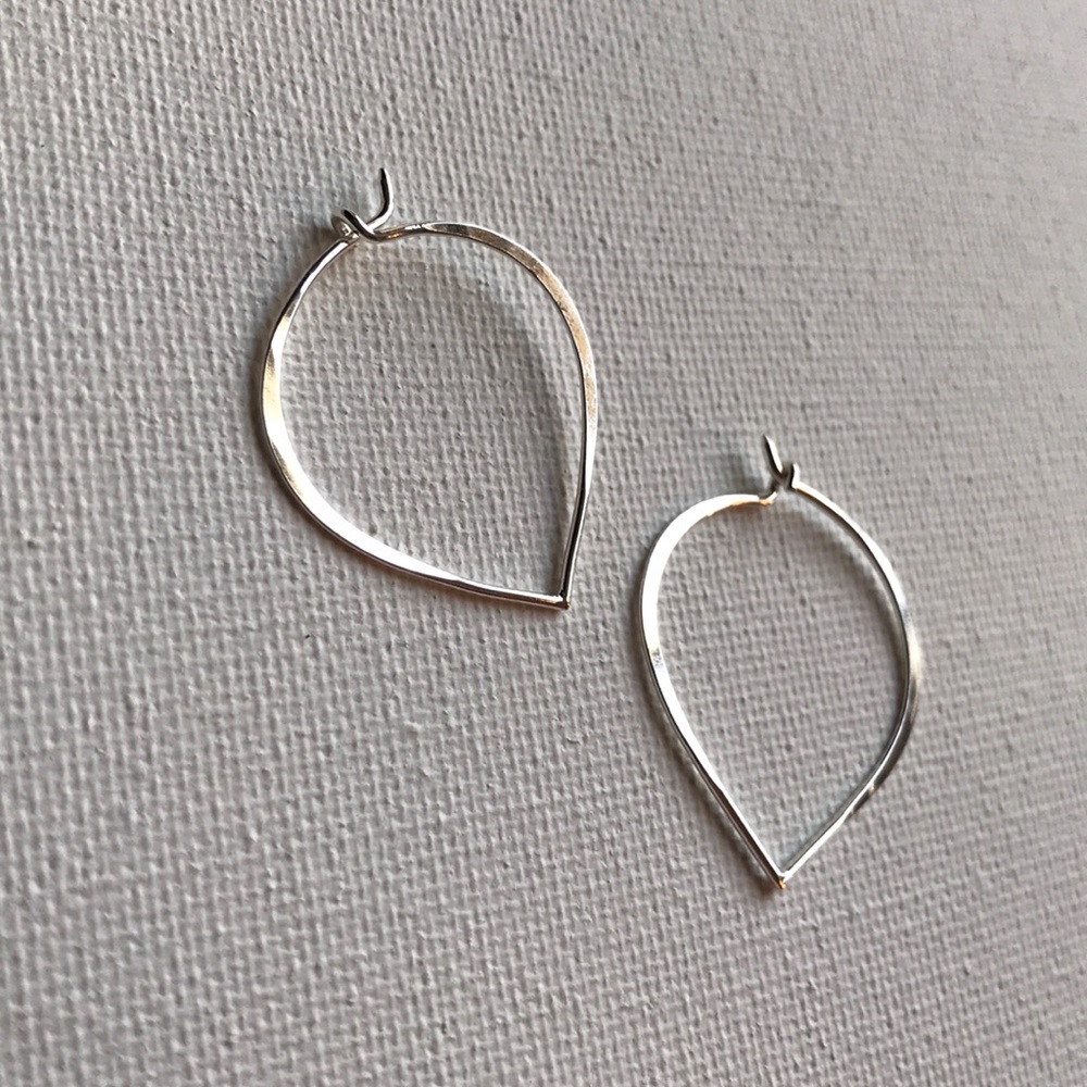 NEW Sterling Silver Lotus Hoop Earrings - Picture 2 of 6